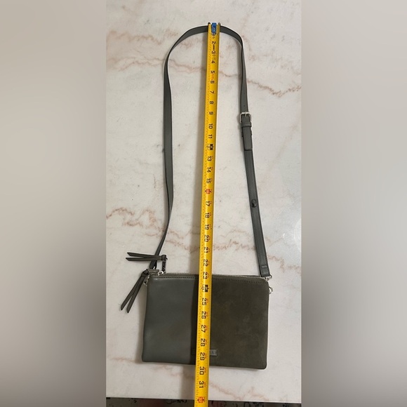 Rae Dunn Women’s Leather and Suede Green Crossbody Bag Purse Double Top Zippers - Picture 10 of 12